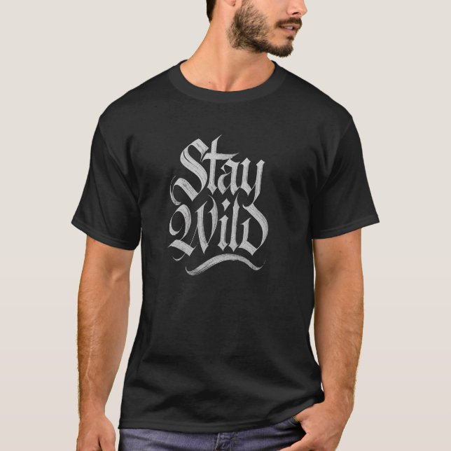 Stay Wild Outdoor Adventure T-Shirt (Frente)
