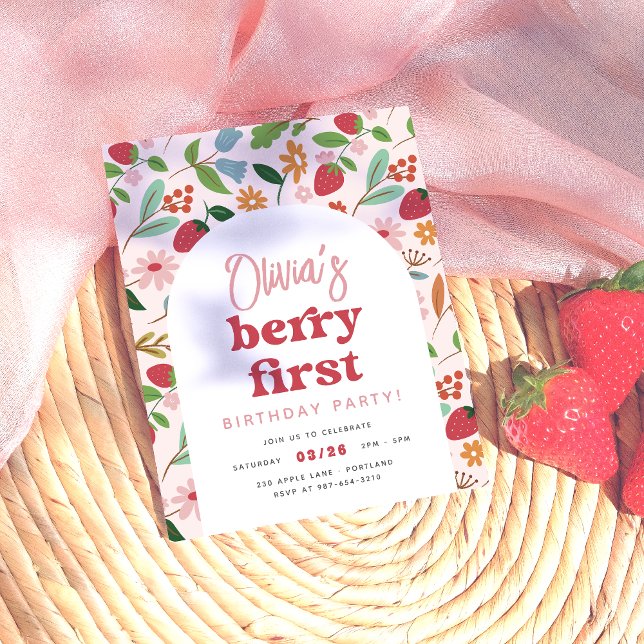 Strawberry Berry Primeira Festa de aniversário de  (Card Front Mock-up)
