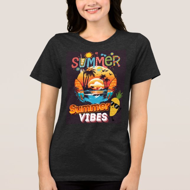 Summer Beach Vibes T-Shirt – Retro Tropical Vibe  (Frente)