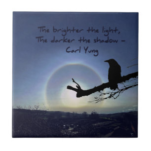 Sun Halo sobre Wales com um Azulejo de cerâmica Ra