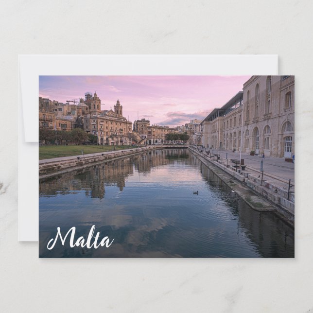 Sunset sobre pequeno canal em Cospicua, Malta (Frente)