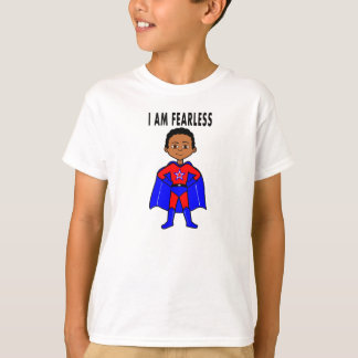 Super-herói das capas longas, eu sou camiseta sem 