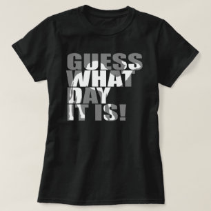 Suposição que dia é t-shirt do camelo do dia de
