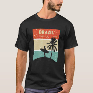 Surf Camisa Brasil surfando no Rio de Janeiro Bras