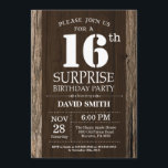 Surpresa - 16.ª Vintagem de Convite de Aniversário<br><div class="desc">Surpresa Rustic 16º Convite de Aniversário com Fundo Rustic Wood. Vintage Retro Country. Aniversário Adulto. Homens ou Mulheres Aniversário. Meninos Meninos ou Meninas Meninas Meninas Adolescentes Convidam. 13 15 16º 18º 20 21rua 30 40º 50º 60º 80 de 70 100º. Qualquer Idade. Para mais personalização, clique no botão "Personalizar" e...</div>