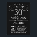 Surpresa aniversário de 30 anos de Convite Preto e<br><div class="desc">Surpreenda o aniversário de 30 anos Invitation com fundo de brilho preto e prateado. Chalkboard. Aniversário Adulto. Homens ou Mulheres no Dia Convidam. Qualquer idade. Para mais personalização,  clique no botão "Personalizar" e use nossa ferramenta de design para modificar este modelo.</div>