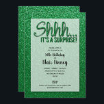 Surpresas de Aniversário com Glitter Verde<br><div class="desc">"Shhh... é uma surpresa" em simulação de brilho verde em um fundo brilhante verde impresso, os hóspedes vão adorar estes convites! HÁ MUITAS CORES DISPONÍVEIS! Perfeito para qualquer Partido Surpresa, apenas mude o texto. Texto, fontes, cores, tamanhos podem ser modificados, basta clicar no botão PERSONALIZAR. VEJA todas as cores da...</div>