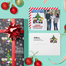 Peanuts   The Gang Around the Christmas Tree