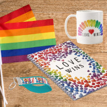 PRIDE LGBTQ+ LOVE WINS