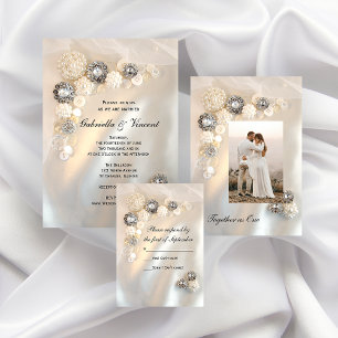 Convites Faux Diamond and White Pearl Buttons Wedding