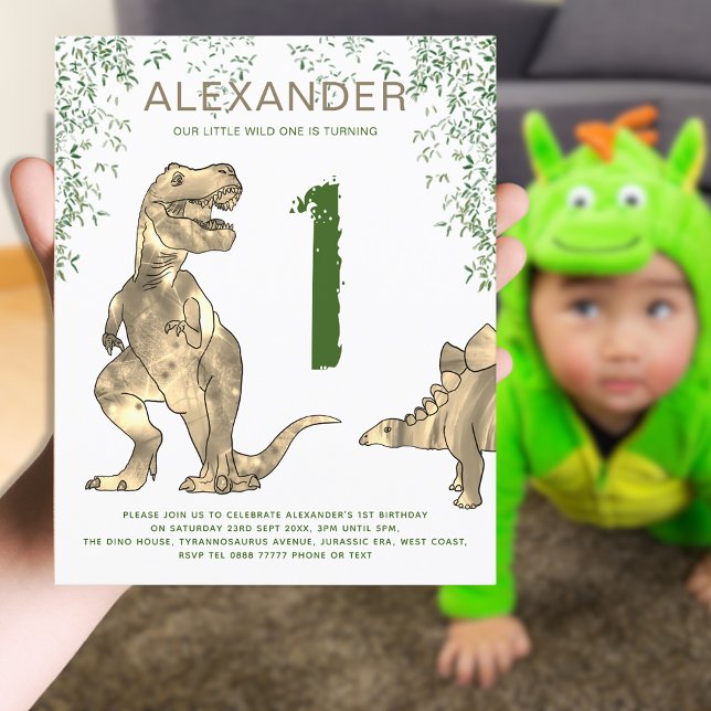 T-Rex Partido Selvagem de primeiro aniversario (Wild one T-Rex dinosaur jungle 1st birthday party invitation brown and green)