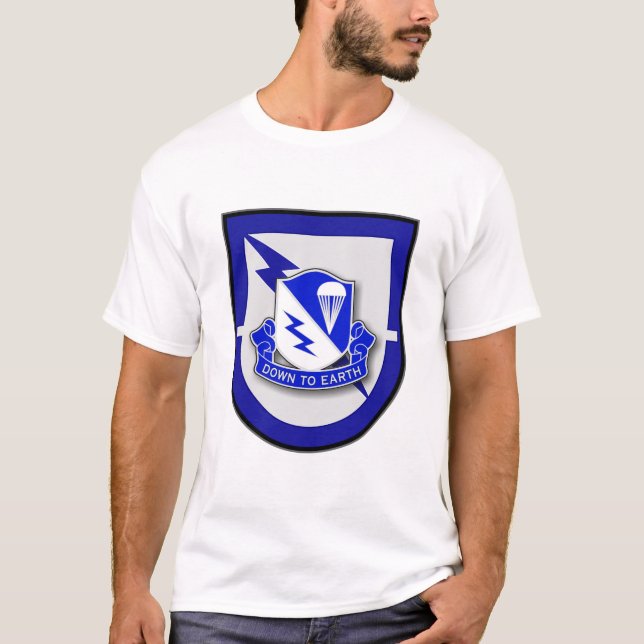 T-shirt 507th Regimento de infantaria - transportado por (Frente)