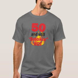 T-shirt 50 anos de idade e ainda fumando quente - 50º aniv