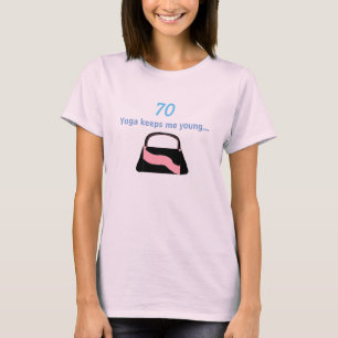 T-shirt 70 Aniversário Dizendo Yoga