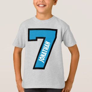 T-shirt 7o O menino do aniversário ostenta o número sete