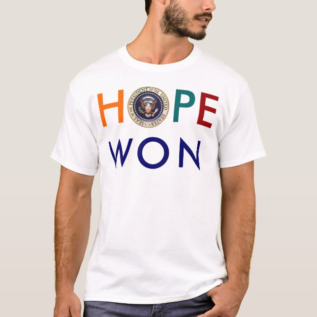 T-SHIRT A ESPERANÇA GANHOU O TSHIRT - (Frente)