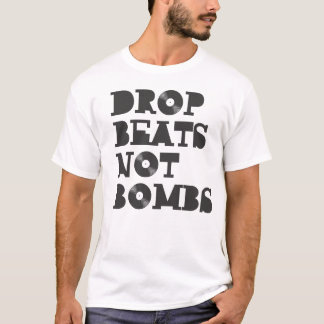 T-shirt A gota bate não bombas