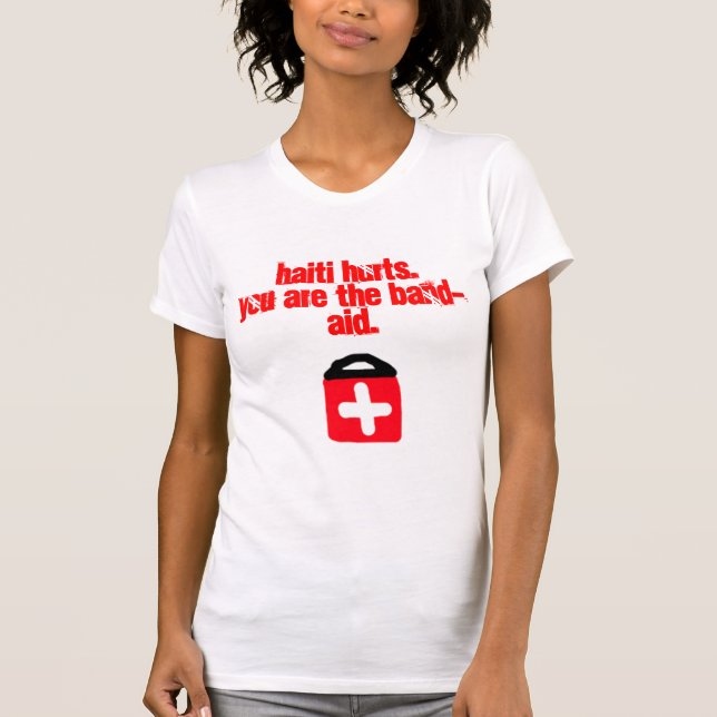 T-shirt A parte superior das mulheres de Haiti da ajuda (Frente)
