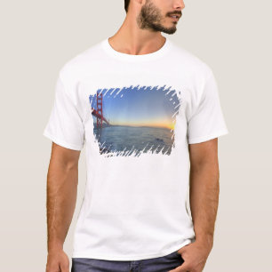 T-shirt A Ponte Golden Gate ao nascer do sol a partir de F
