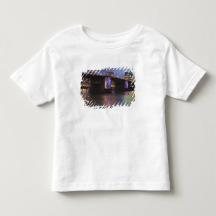 T-shirt A ponte Morrison sobre o rio Willamette