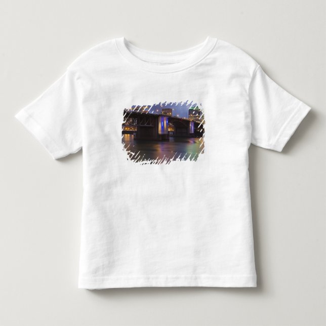 T-shirt A ponte Morrison sobre o rio Willamette (Frente)