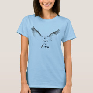 T-shirt À procura de um T_Shirt das mulheres do exército
