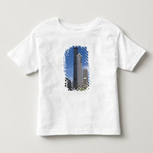 T-shirt A Torre Willis (anteriormente a Torre Sears) se ap