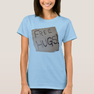T-SHIRT ABRAÇOS LIVRES