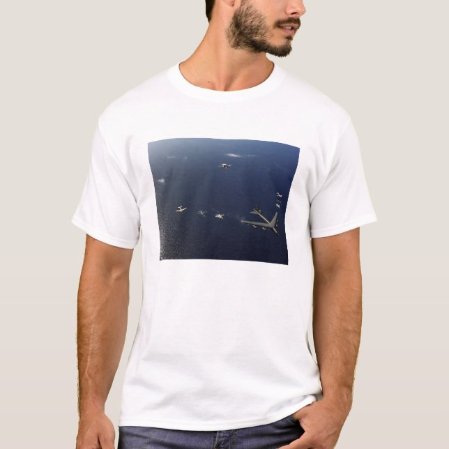 T-shirt Aeronave da Força Aérea B-52 dos EUA, Estratoforta (Frente)