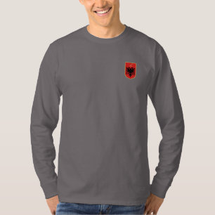 T-shirt albanês da brasão