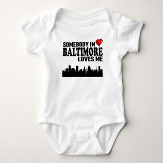T-shirt Alguém em Baltimore ama-me