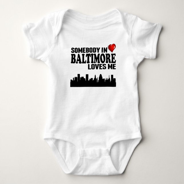 T-shirt Alguém em Baltimore ama-me (Frente)