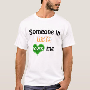 T-shirt Alguém na Índia me ama