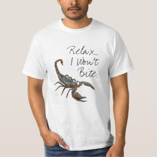 T-shirt amigável do escorpião: "Relaxe… Eu não