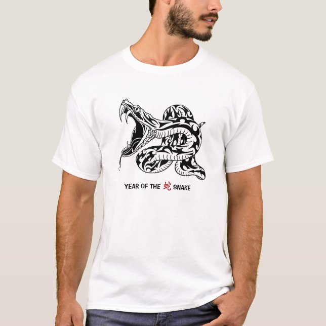T-shirt Ano da Serpente (Preta) (Frente)