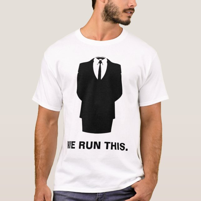 T-shirt anónimo "NÓS FUNCIONAMOS ESTE" branco (Frente)