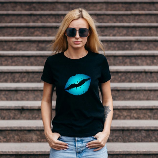 T-shirt Aqua Blue Ombre Lipstick Kiss (Criador carregado)