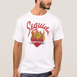 T-shirt ardente do coração de Seguida