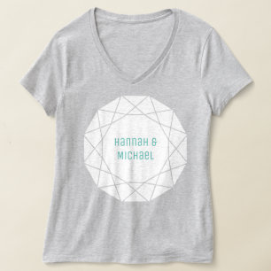 T-Shirt Arredondado com Diamante Geométrico