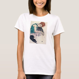T-shirt assentado Schiele da mulher de Egon