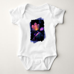 T-shirt Autumn Leaves em Neon e Azul