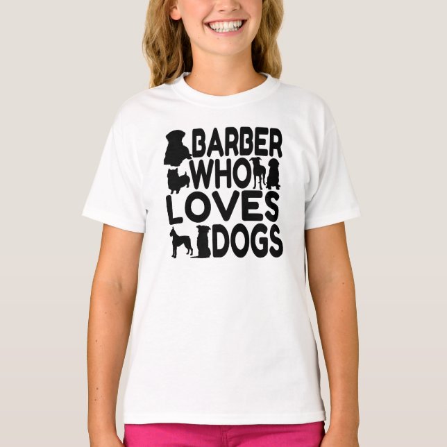 T-shirt Barber Quem Adora Cães (Frente)