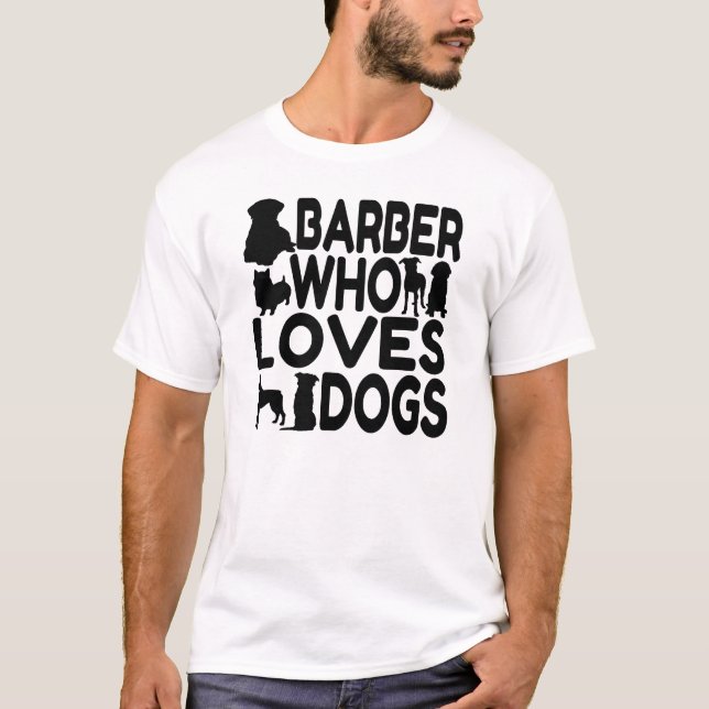 T-shirt Barber Quem Adora Cães (Frente)