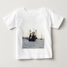 T-shirt Barco de Pesca Paz e Abundância ao Amanhecer