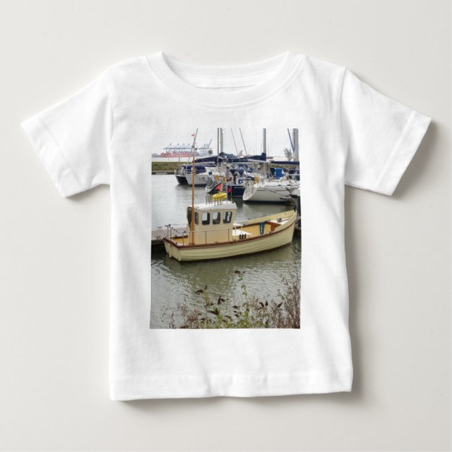 T-shirt Barco Moderno Estilo Tradicional (Frente)