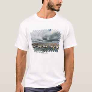 T-shirt Barcos em um porto