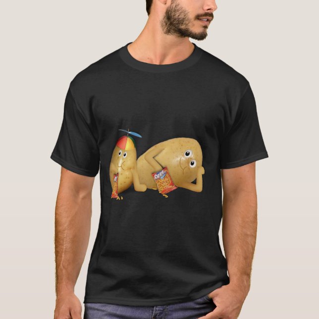 T-shirt Batatas com o pai dormindo no sofá (Frente)