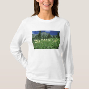 T-shirt Beargrass no lago Eunice, Mt. Rainier NP, WA,