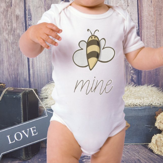 T-shirt Bee Mine (Criador carregado)