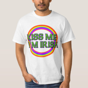 T-shirt Beije-me que eu sou irlandês com arco-íris